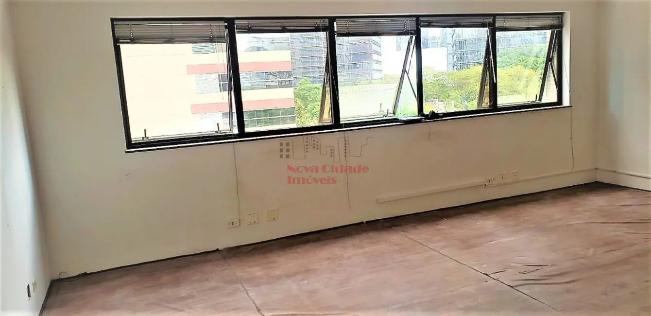 Sala Comercial à venda, 74m2 em Vila Olímpia, São Paulo - SP - imagem 1 Foto 1 de Sala Comercial à venda, 74m2 em Vila Olímpia, São Paulo - SP