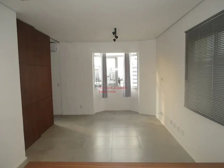 Foto 2 de Apartamento com 1 quarto à venda, 98m2 em Vila Nova Conceição, São Paulo - SP