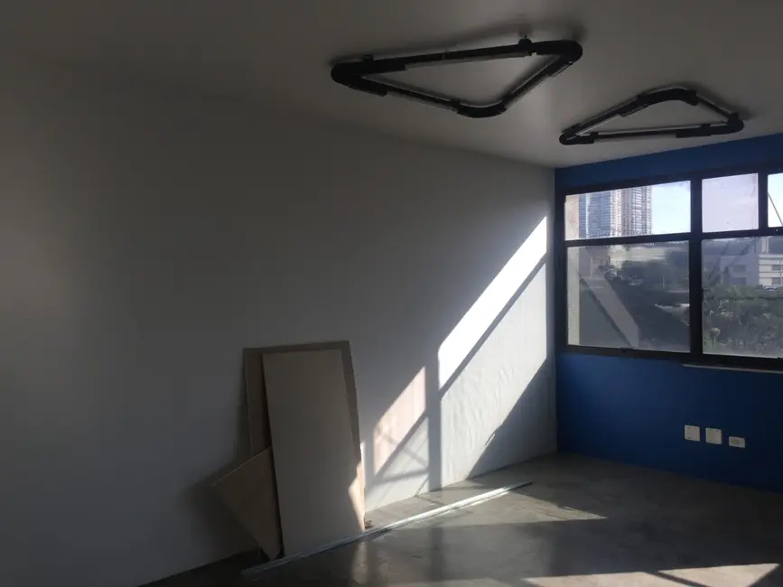 Sala Comercial para alugar, 85m2 em Vila Olímpia, São Paulo - SP - imagem 6 Foto 6 de Sala Comercial para alugar, 85m2 em Vila Olímpia, São Paulo - SP