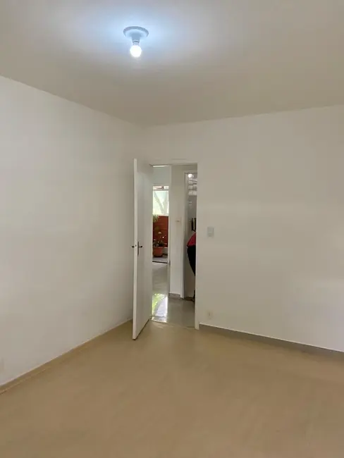 Apartamento com 2 quartos à venda, 51m2 em Vila Olímpia, São Paulo - SP - imagem 1 Foto 1 de Apartamento com 2 quartos à venda, 51m2 em Vila Olímpia, São Paulo - SP