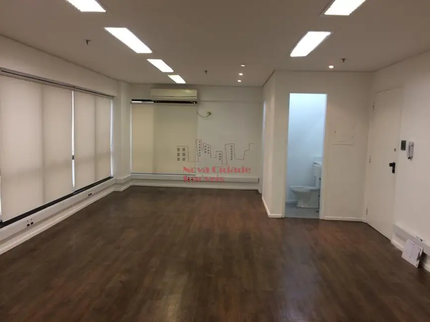 Foto 2 de Sala Comercial à venda, 55m2 em Vila Nova Conceição, São Paulo - SP