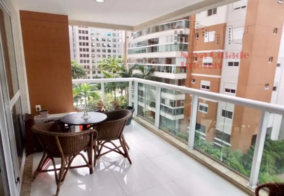 Foto 6 de Apartamento com 2 quartos à venda, 103m2 em Vila Olímpia, São Paulo - SP
