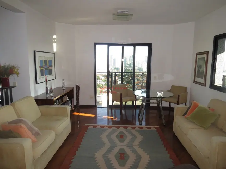 Foto 1 de Apartamento com 2 quartos à venda, 160m2 em Vila Olímpia, São Paulo - SP