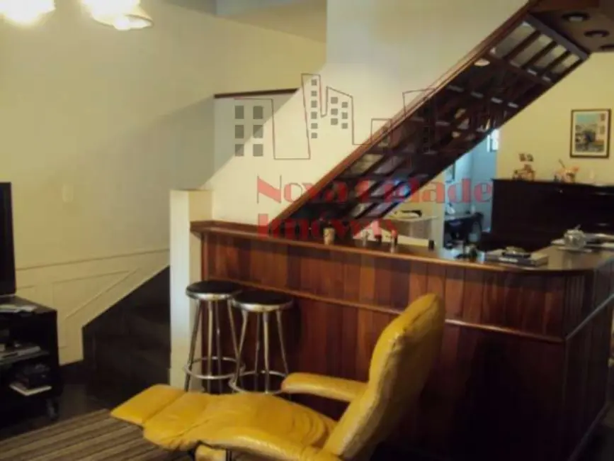 Sobrado com 3 quartos à venda, 120m2 em Vila Olímpia, São Paulo - SP - imagem 1 Foto 1 de Sobrado com 3 quartos à venda, 120m2 em Vila Olímpia, São Paulo - SP