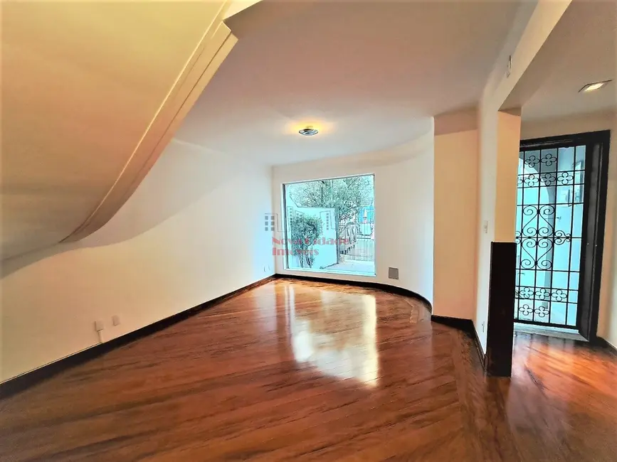 Foto 3 de Sobrado com 3 quartos para alugar, 130m2 em Pinheiros, São Paulo - SP