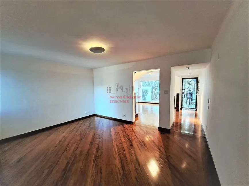 Foto 4 de Sobrado com 3 quartos para alugar, 130m2 em Pinheiros, São Paulo - SP