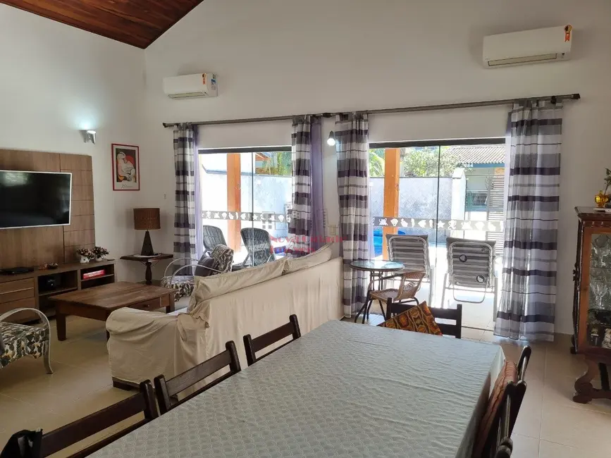 Foto 2 de Casa de Condomínio com 4 quartos à venda, 330m2 em Ubatuba - SP