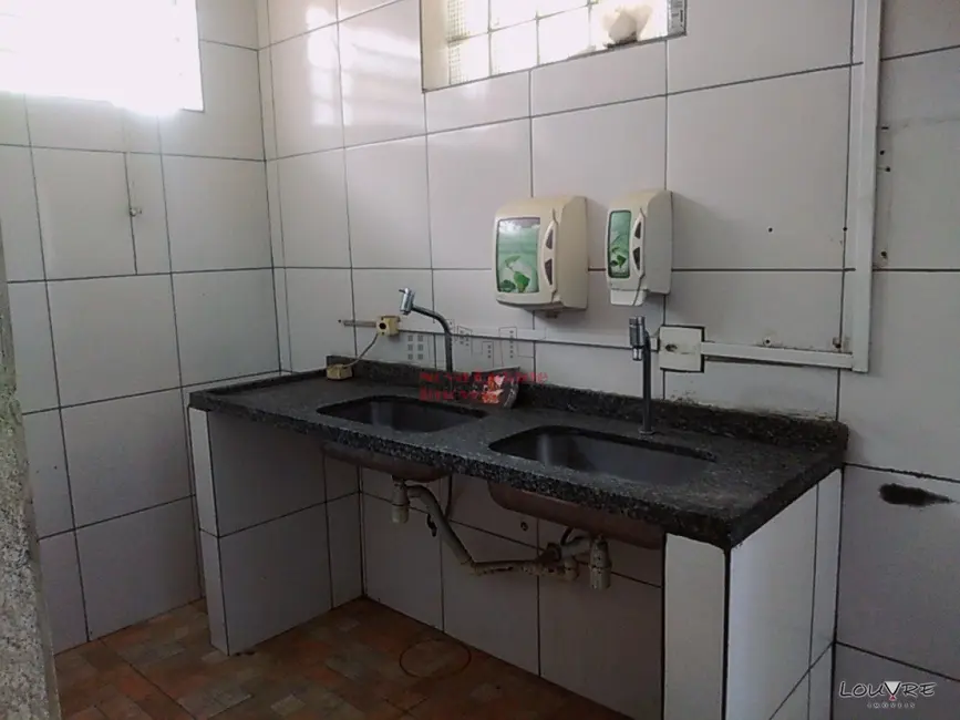 Sala Comercial à venda e para alugar, 200m2 em Vila Olímpia, São Paulo - SP - imagem 8 Foto 8 de Sala Comercial à venda e para alugar, 200m2 em Vila Olímpia, São Paulo - SP