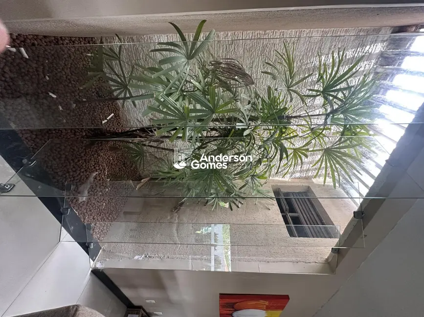Casa com 4 quartos à venda, 360m2 em Candelária, Natal - RN - imagem 9 Foto 9 de Casa com 4 quartos à venda, 360m2 em Candelária, Natal - RN