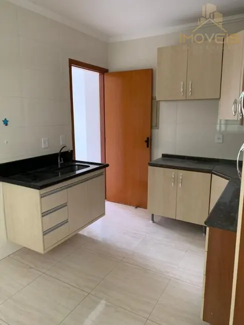Foto 2 de Apartamento com 3 quartos à venda, 68m2 em Jardim Auri Verde, Bauru - SP