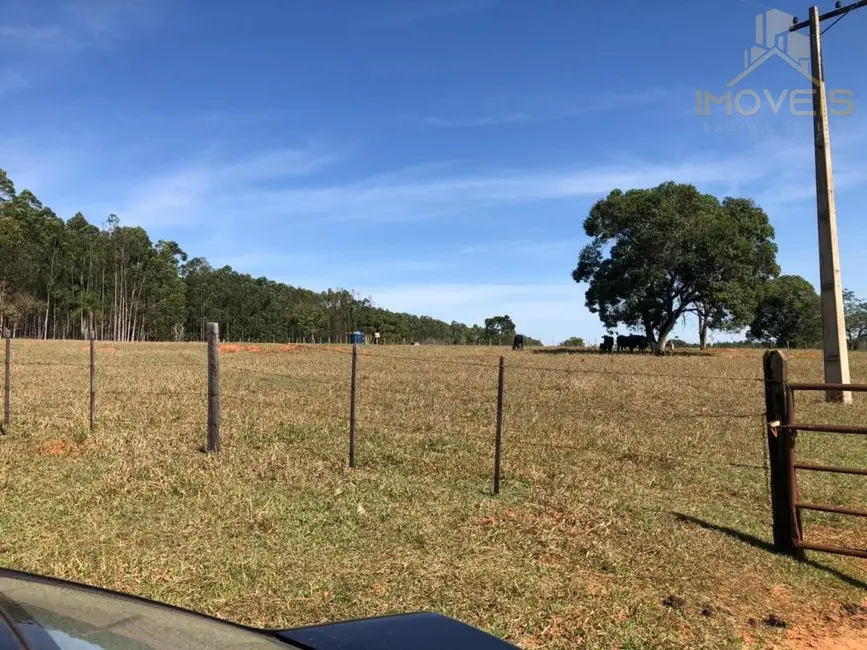Foto 5 de Fazenda / Haras à venda, 25m2 em Paulistania - SP