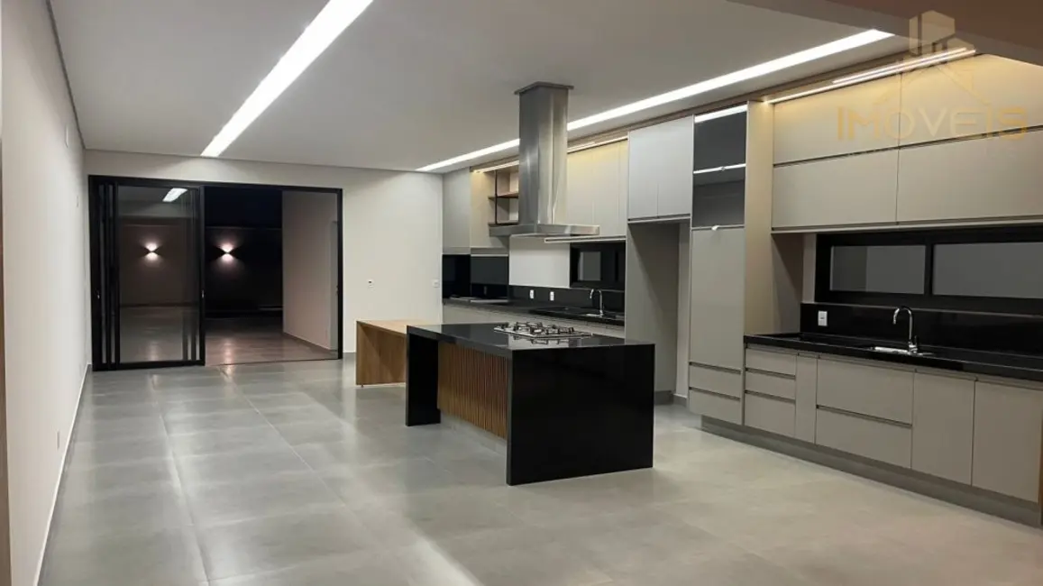 Foto 9 de Casa de Condomínio com 3 quartos à venda, 310m2 em Jardim Shangri-Lá, Bauru - SP