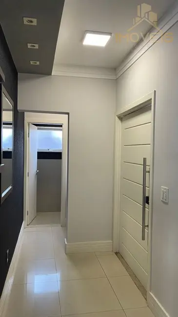 Foto 6 de Casa de Condomínio com 3 quartos à venda, 693m2 em Piratininga - SP