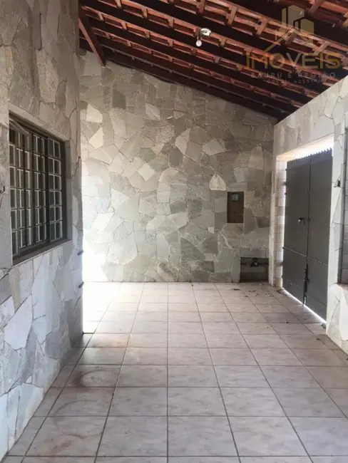 Foto 1 de Casa com 2 quartos à venda, 144m2 em Jardim Eugênia, Bauru - SP