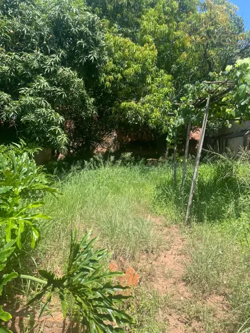 Foto 2 de Casa com 2 quartos à venda, 400m2 em Vila Camargo, Bauru - SP