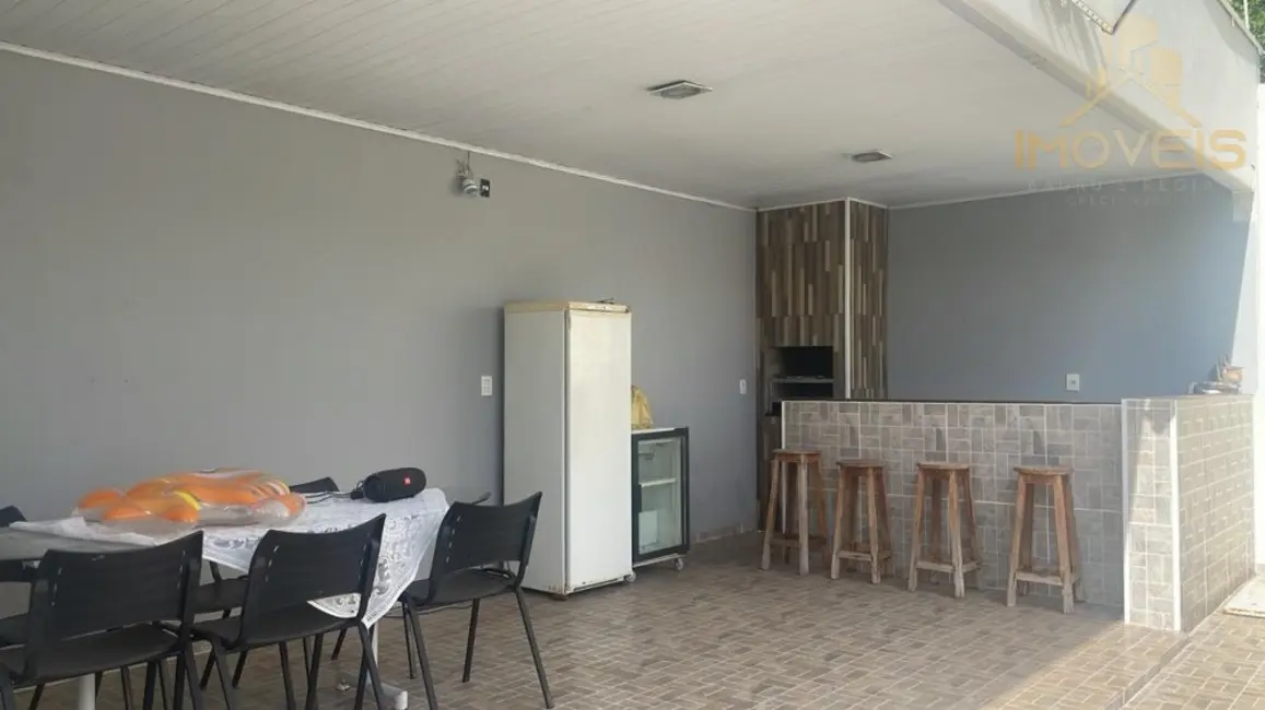 Foto 5 de Casa com 2 quartos à venda, 400m2 em Núcleo Habitacional Vereador Edson Francisco da Silva, Bauru - SP