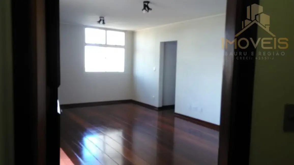 Foto 2 de Casa com 3 quartos à venda, 300m2 em Vila América, Bauru - SP