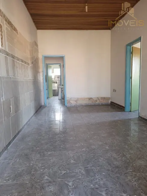 Foto 1 de Casa com 2 quartos à venda, 200m2 em Vila Quaggio, Bauru - SP
