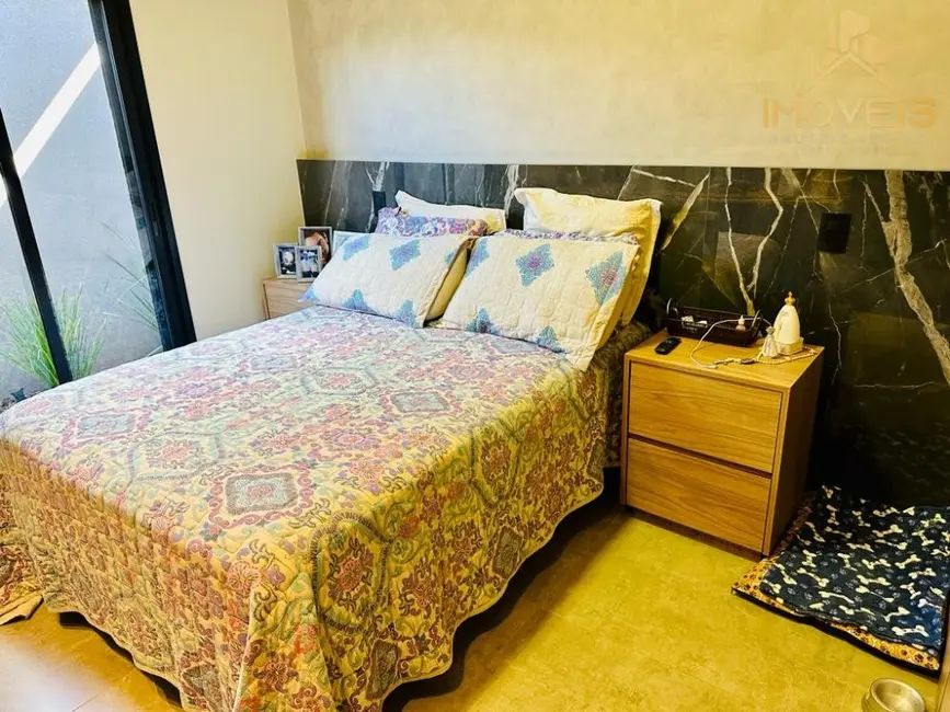 Foto 5 de Casa de Condomínio com 3 quartos à venda, 312m2 em Piratininga - SP