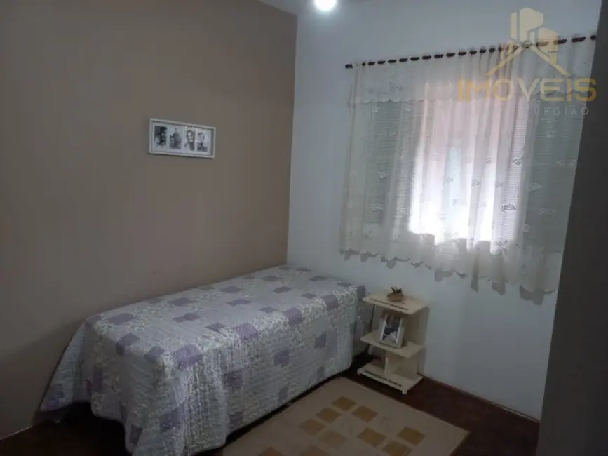 Casa com 3 quartos à venda, 100m2 em Jardim Marambá, Bauru - SP - imagem 8 Foto 8 de Casa com 3 quartos à venda, 100m2 em Jardim Marambá, Bauru - SP