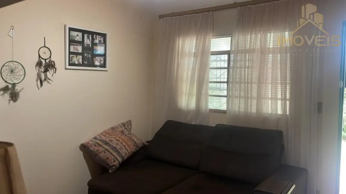 Foto 3 de Chácara com 3 quartos à venda, 290m2 em Parque Santa Cândida, Bauru - SP