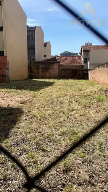 Foto 1 de Terreno / Lote à venda, 300m2 em Centro, Bauru - SP