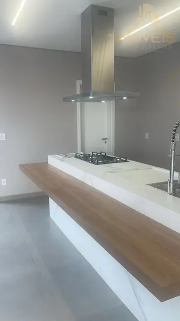 Foto 3 de Sobrado com 3 quartos à venda, 218m2 em Quinta Ranieri, Bauru - SP