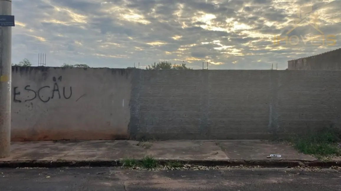 Foto 4 de Terreno / Lote à venda, 300m2 em Jardim Ouro Verde, Bauru - SP