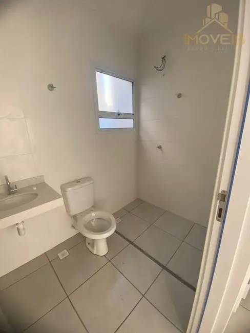 Foto 2 de Casa de Condomínio com 2 quartos à venda, 62m2 em Vila Industrial, Bauru - SP