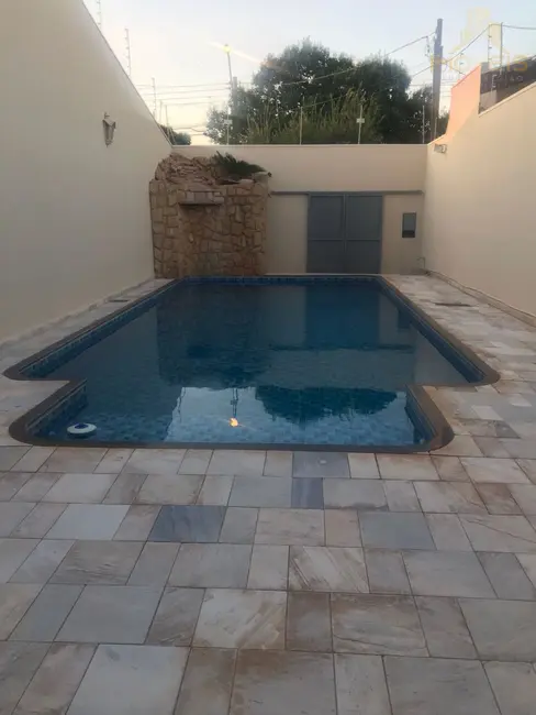 Foto 1 de Terreno / Lote à venda, 42m2 em Jardim Dona Lili, Bauru - SP