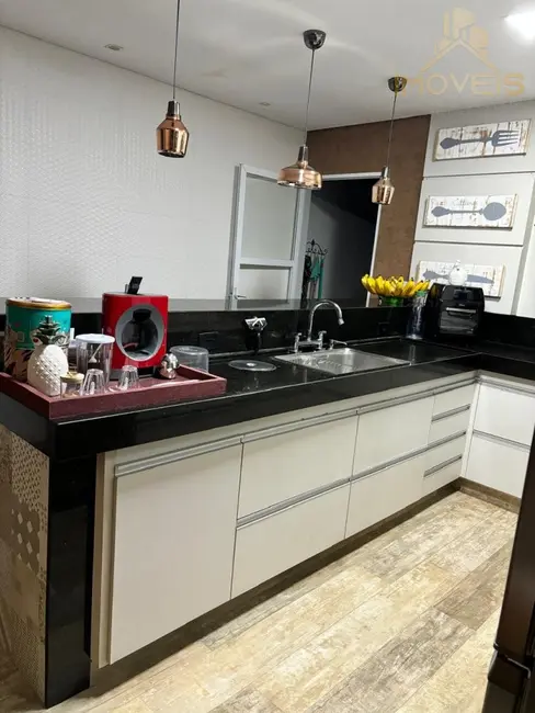 Casa de Condomínio com 3 quartos à venda, 163m2 em Residencial Jardins do Sul, Bauru - SP - imagem 3 Foto 3 de Casa de Condomínio com 3 quartos à venda, 163m2 em Residencial Jardins do Sul, Bauru - SP