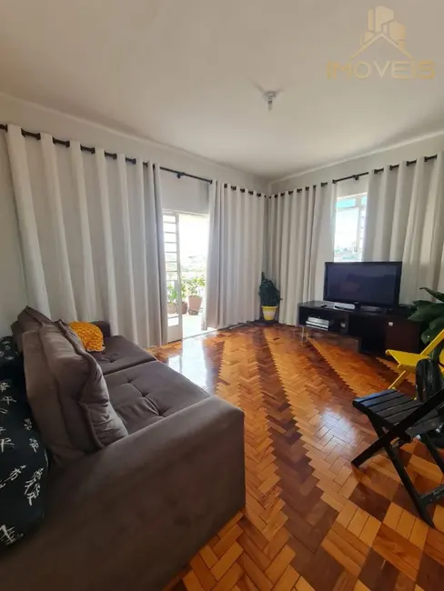 Foto 3 de Casa com 3 quartos à venda, 145m2 em Jardim Bela Vista, Bauru - SP