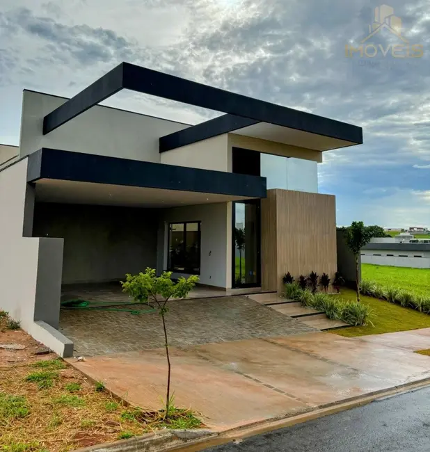 Foto 1 de Casa de Condomínio com 3 quartos à venda, 187m2 em Piratininga - SP
