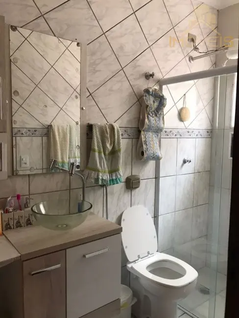 Foto 7 de Casa com 4 quartos à venda, 148m2 em Residencial Vanessa, Bauru - SP