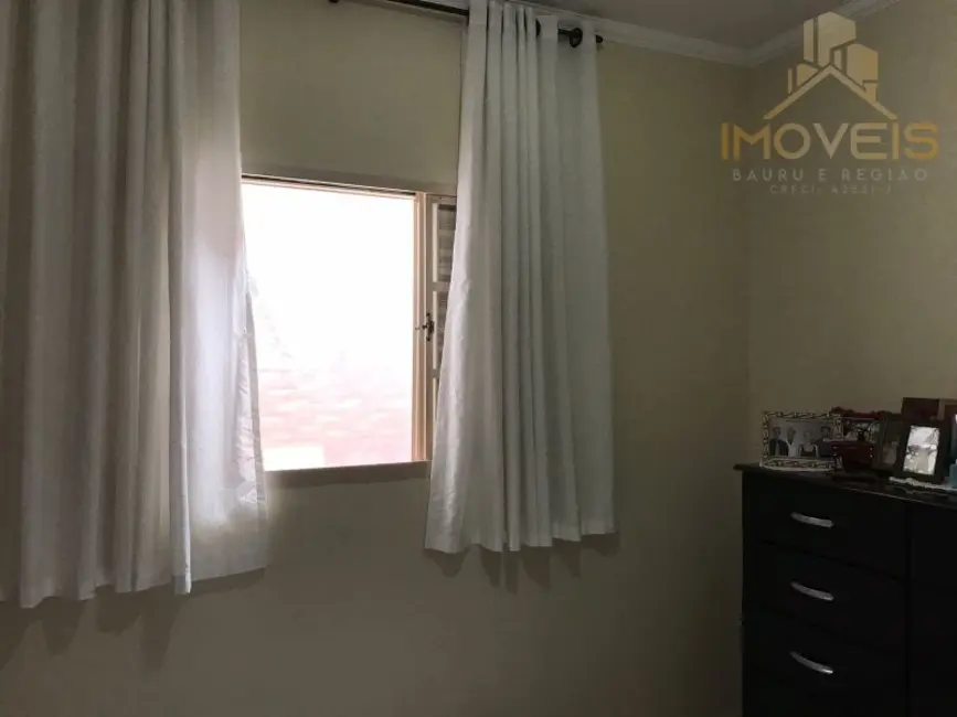 Foto 2 de Casa com 4 quartos à venda, 148m2 em Residencial Vanessa, Bauru - SP