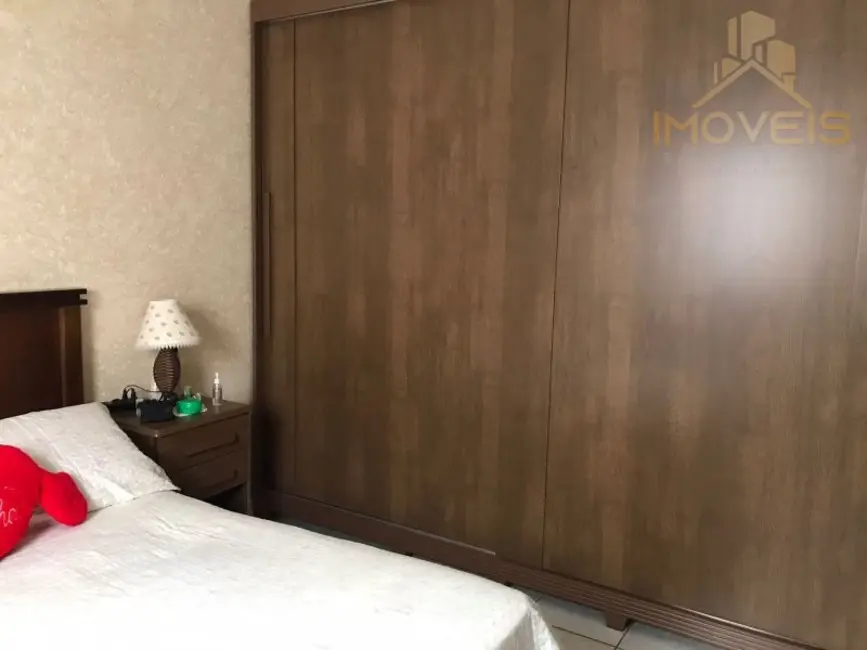 Foto 6 de Casa com 4 quartos à venda, 148m2 em Residencial Vanessa, Bauru - SP