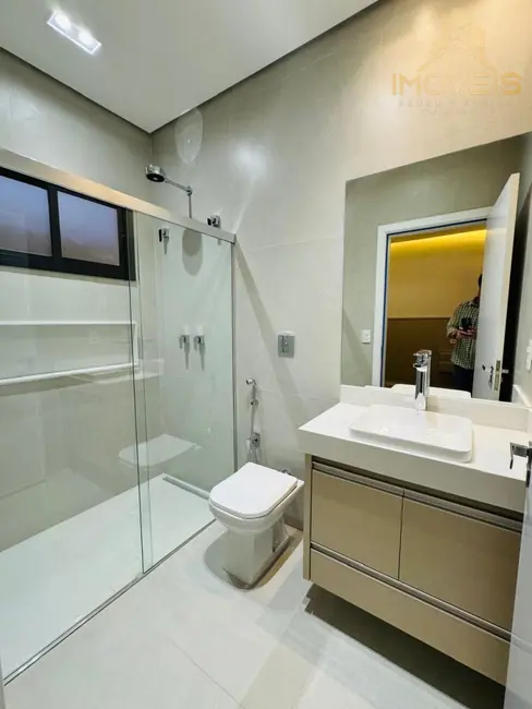 Foto 8 de Casa à venda, 209m2 em Vila Santista, Bauru - SP