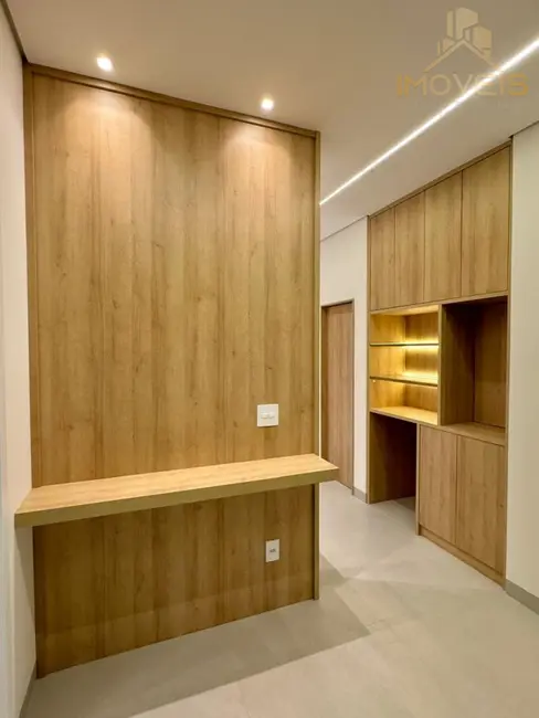 Foto 4 de Casa à venda, 209m2 em Vila Santista, Bauru - SP