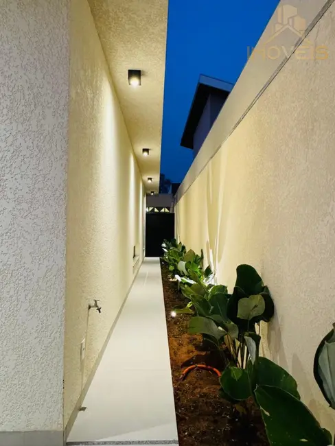 Foto 14 de Casa à venda, 209m2 em Vila Santista, Bauru - SP