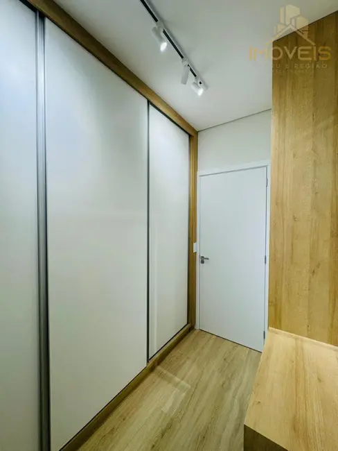 Foto 11 de Casa à venda, 209m2 em Vila Santista, Bauru - SP