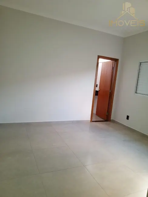 Foto 2 de Casa com 3 quartos à venda, 118m2 em Jardim Solange, Bauru - SP