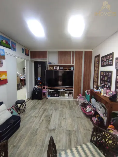 Casa de Condomínio com 3 quartos à venda, 220m2 em Quinta Ranieri, Bauru - SP - imagem 9 Foto 9 de Casa de Condomínio com 3 quartos à venda, 220m2 em Quinta Ranieri, Bauru - SP