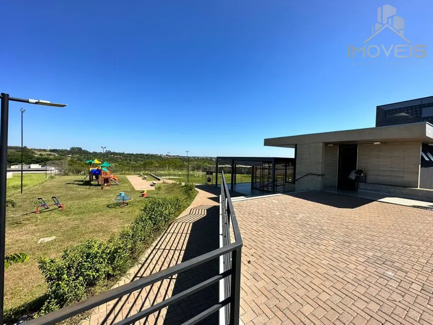 Foto 4 de Terreno / Lote à venda, 2250m2 em Centro, Piratininga - SP