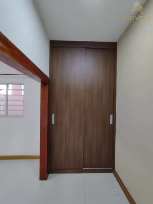 Foto 3 de Casa com 3 quartos à venda, 170m2 em Núcleo Habitacional Mary Dota, Bauru - SP