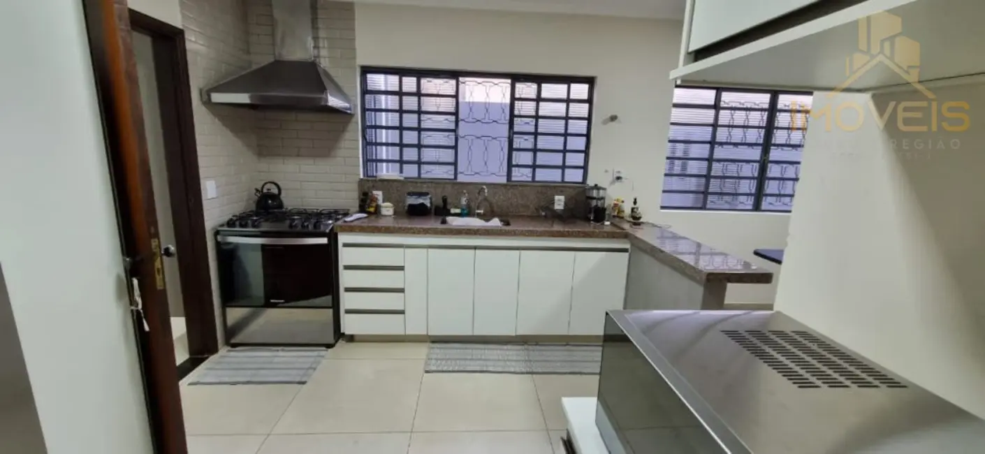 Foto 4 de Casa com 1 quarto à venda, 280m2 em Madureira, Bauru - SP