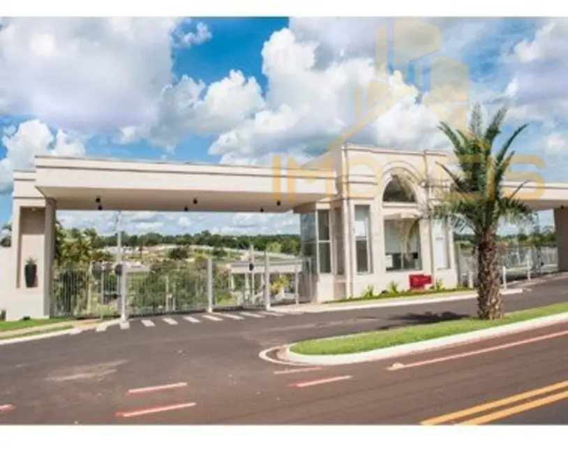 Foto 1 de Terreno / Lote à venda, 225m2 em Jardim Shangri-Lá, Bauru - SP