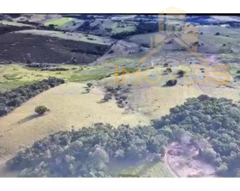 Foto 1 de Fazenda / Haras à venda, 187m2 em Área Rural de Marília, Marilia - SP