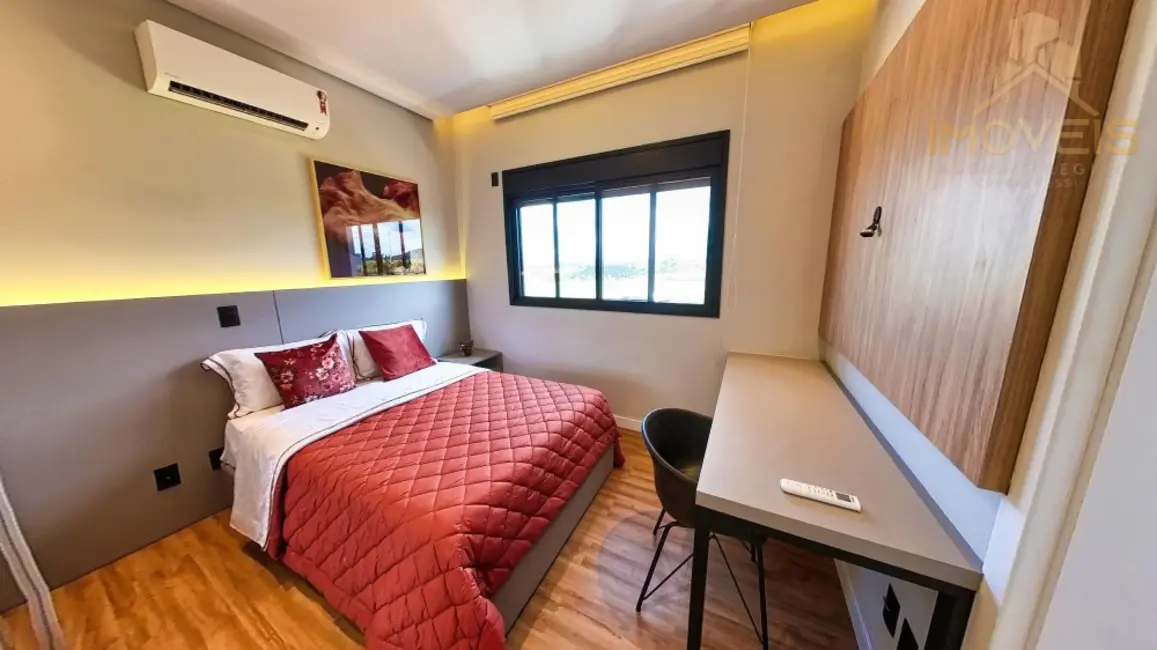 Foto 8 de Sobrado com 3 quartos à venda, 204m2 em Piratininga - SP