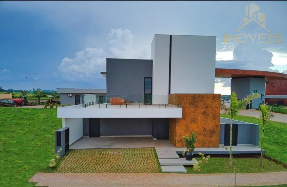 Foto 1 de Sobrado com 3 quartos à venda, 204m2 em Piratininga - SP