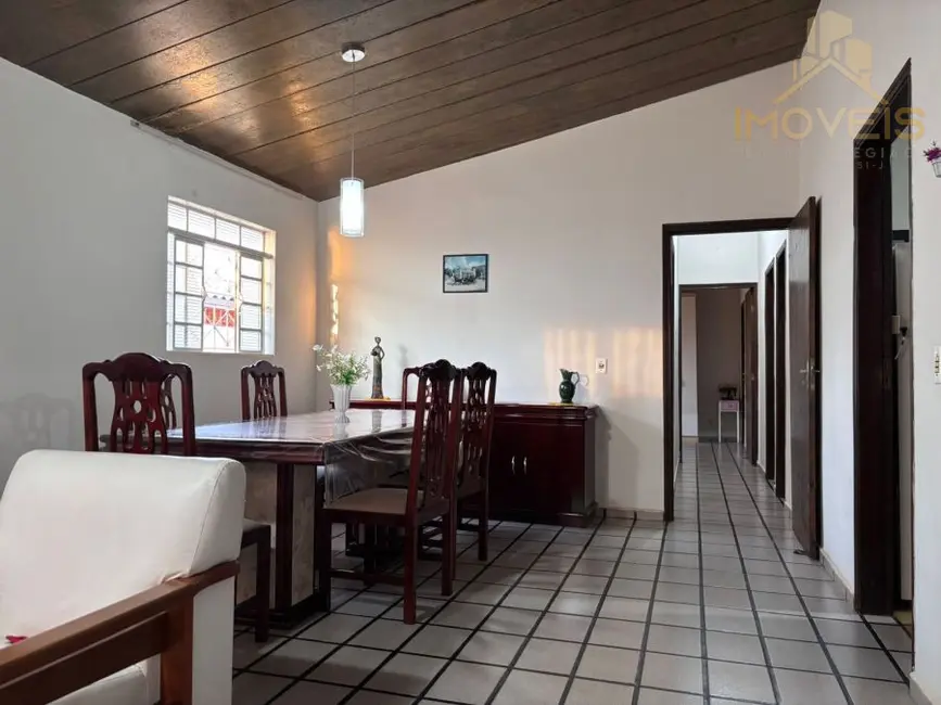 Foto 1 de Casa com 3 quartos à venda, 135m2 em Jardim Olímpico, Bauru - SP
